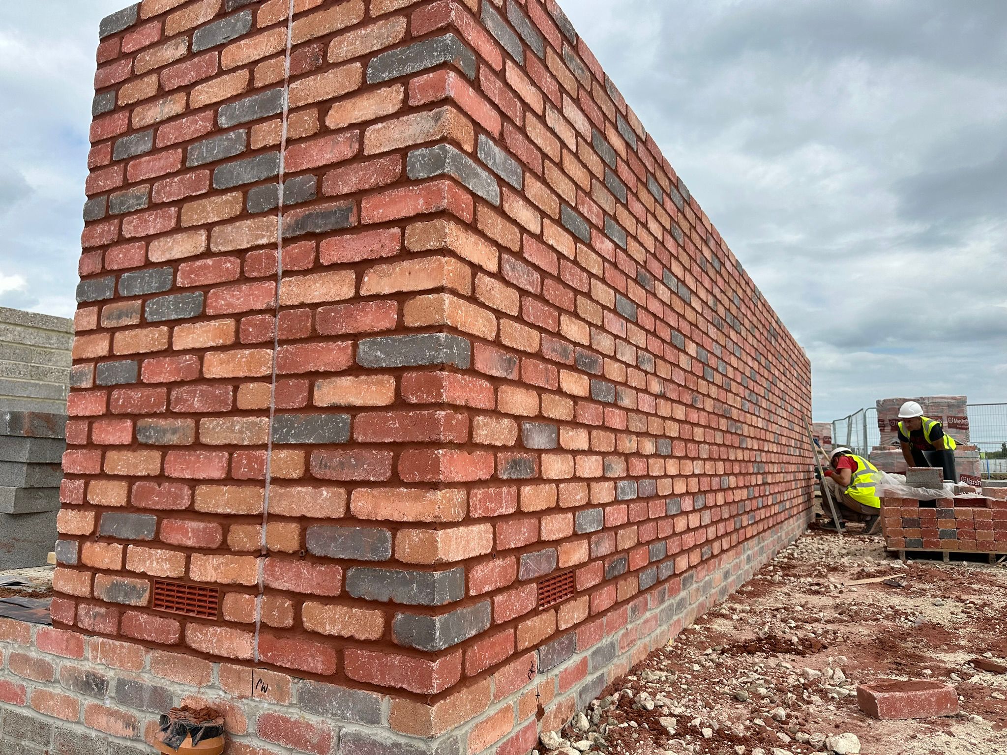 WhatsApp Image 2025-08-23 at 3.50.07 AM (1)