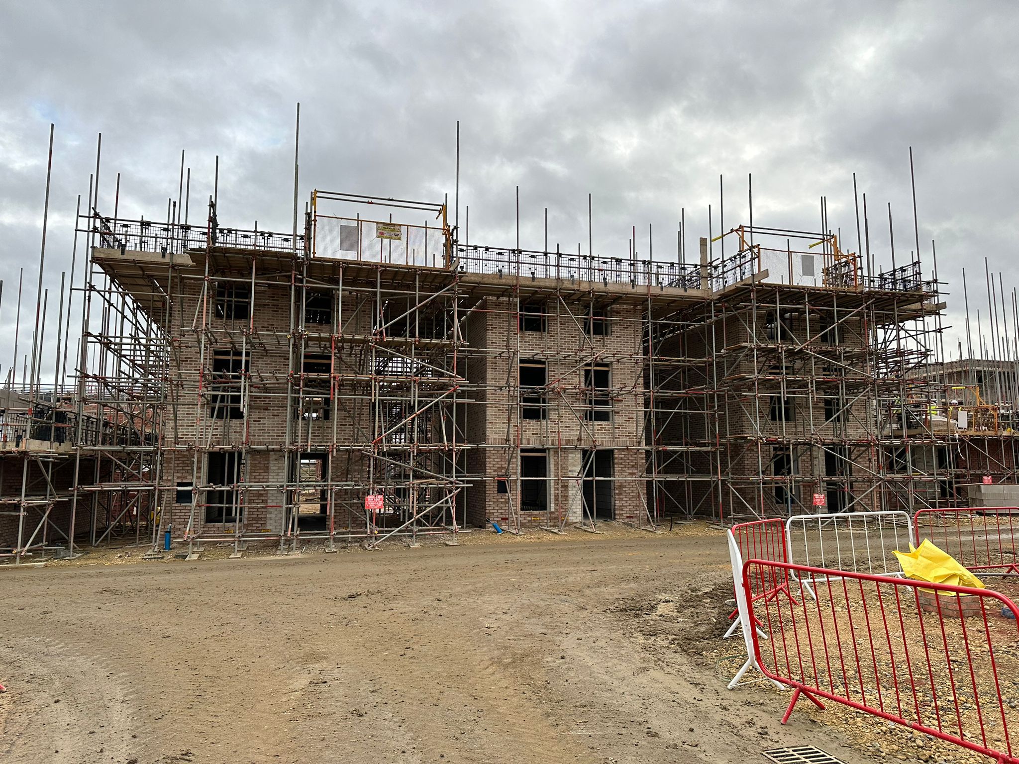 WhatsApp Image 2025-08-23 at 3.50.08 AM (2)