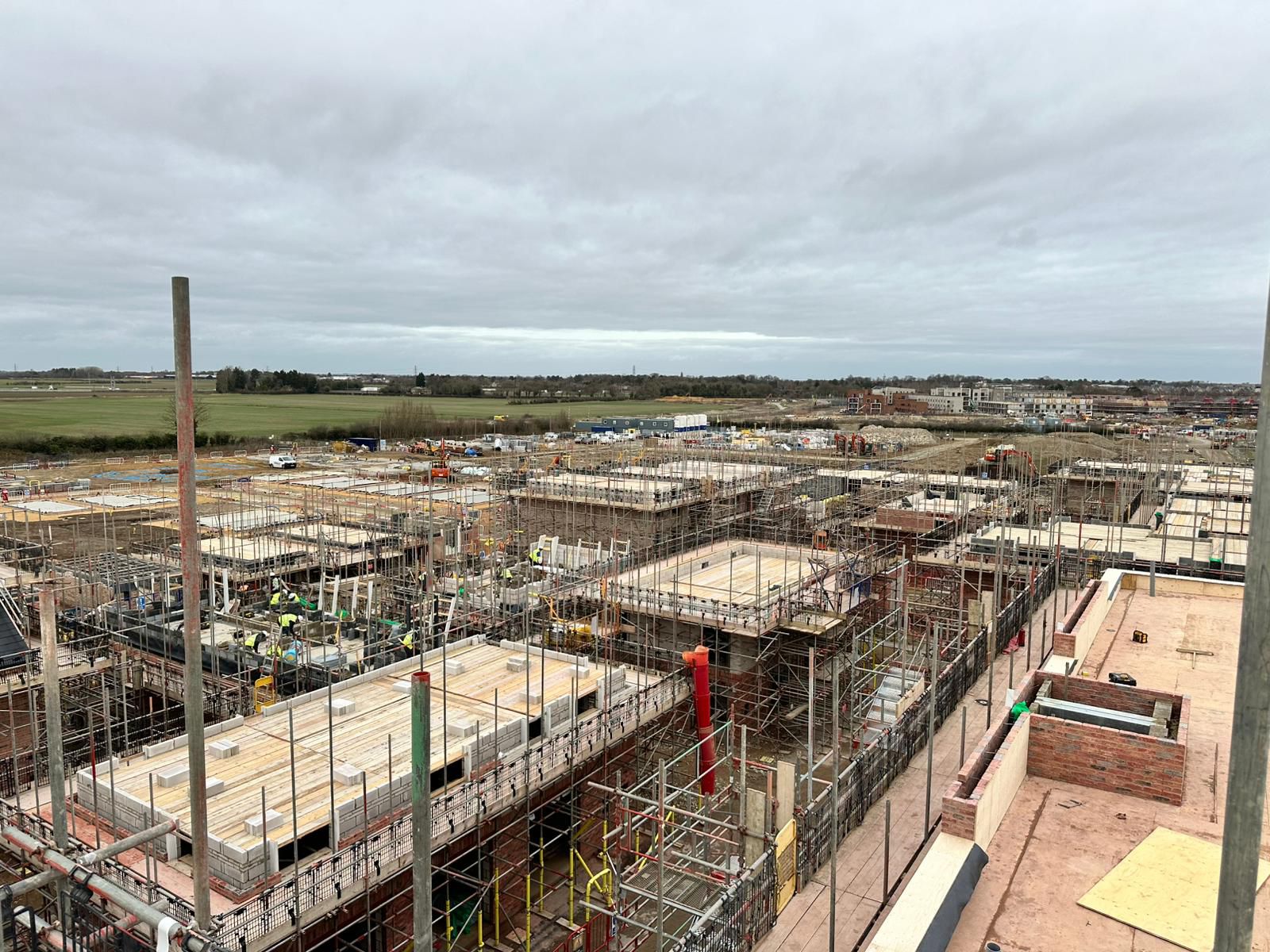 WhatsApp Image 2025-08-23 at 3.50.08 AM (4)