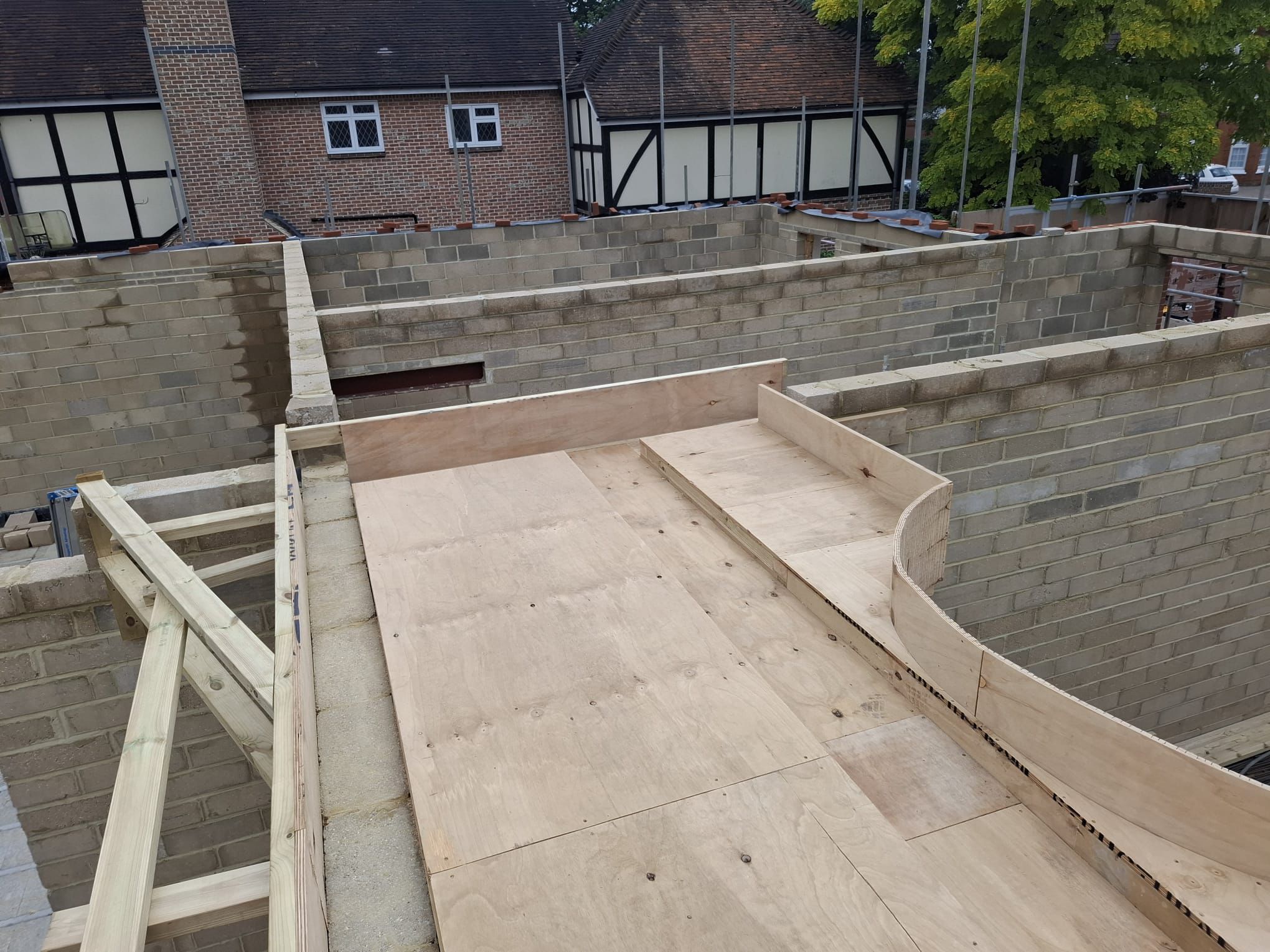 WhatsApp Image 2025-08-23 at 3.58.44 AM (4)