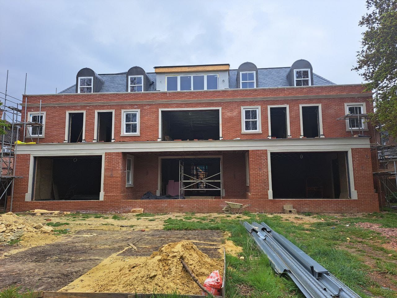 WhatsApp Image 2025-08-23 at 3.58.44 AM (6)