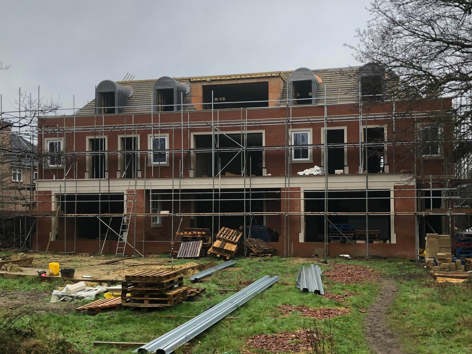 WhatsApp Image 2025-08-23 at 3.58.44 AM